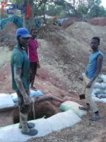 South Darfur governor issues a decree stopping mining fees collection