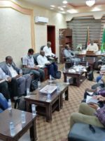شركات سعودية تقف على الجوانب الفنية لحفر 210 بئر بدارفور