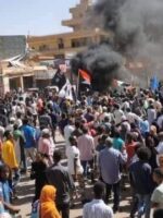 Thousands take to the streets in South Darfur demanding civilian rule