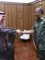 البرهان يبحث مع مسؤول سعودي رفيع استئناف التفاوض في جدة