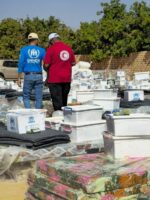 المفوضية توزع مساعدات للاجئين السودانيين في ليبيا