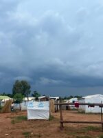 لاجئون سودانيون في أوغندا.. من نار الحرب إلى عنف الجيران في «كرياندنقو»