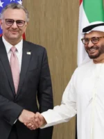 مستشار ترامب يبحث في الامارات توقيع هدنة إنسانية بالسودان