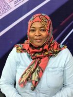 مصر تحتجز الصحفية السودانية درة قمبو وترحلها للدوحة  